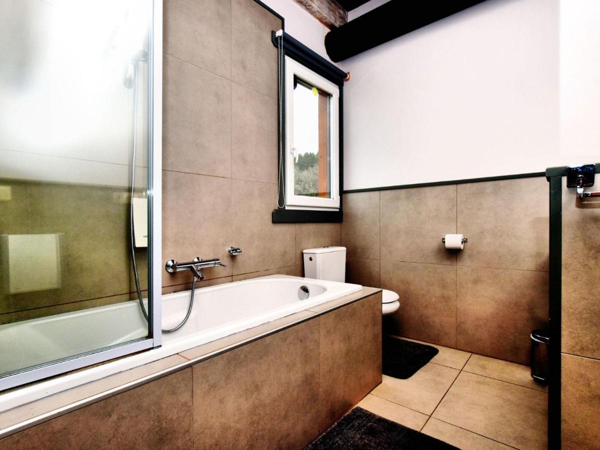 Beautiful Villa With Heated Outdoor Pool Manhay المظهر الخارجي الصورة