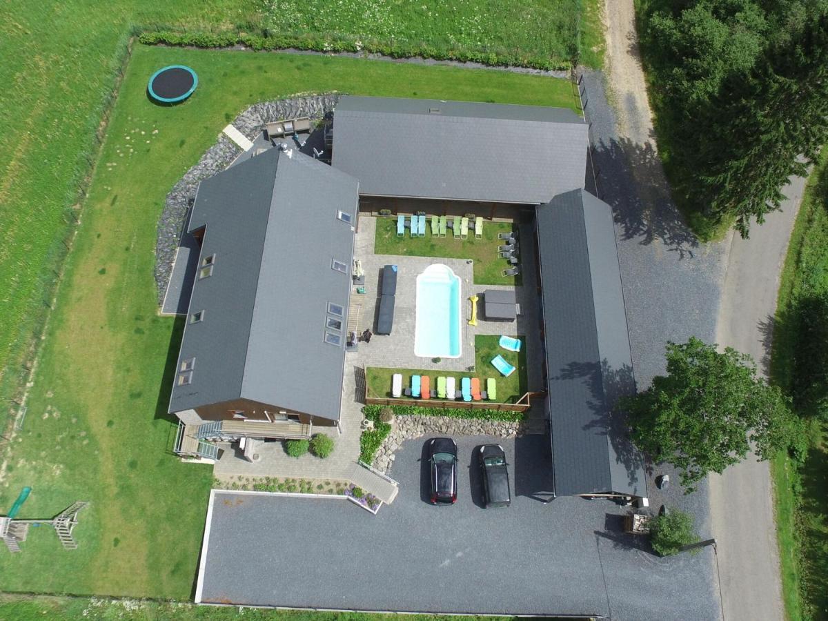 Beautiful Villa With Heated Outdoor Pool Manhay المظهر الخارجي الصورة